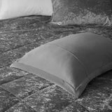 King/Cal King Velvet Duvet Cover Set with Throw Pillow B03596071