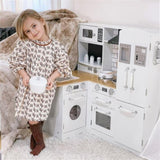 Large gaming kitchen 17218967