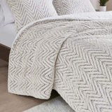 Twin/Twin XL Ultra Plush Down Alternative Comforter Set B03597017