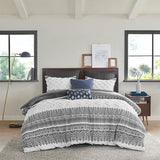 King/Cal King 3 Piece Cotton Duvet Cover Set with Chenille Tufting B03596502