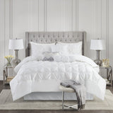 7 Piece Tufted Comforter Set White Cal King B03597211