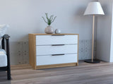 Dresser 27