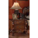Wooden Nightstand with 2 Drawers In Cherry Oak Finish B016P252905
