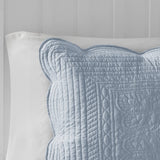 Full/Queen 3 Piece Reversible Scalloped Edge Quilt Set B035129069
