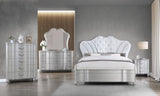 Landmark Traditional Style 5-Drawer Chest With metal drawer pulls Made with Wood in Silver B009P235328