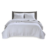 3 Piece Quilt Set White Full/Queen B035129030
