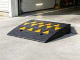 6" Rise Rubber Curb Ramp, 14.6" W x 19.3" L, 15T Heavy-Duty Driveway & Sidewalk Ramp for Trucks, 26297322
