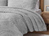 Full/Queen Embroidered Medallion Faux Fur Comforter Mini Set B03597085