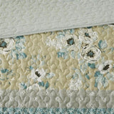 6 Piece Cotton Quilt Set with Throw Pillows Green King/Cal King B03597466