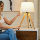 High Quality Hotel European Modern Bed Side nightstand Decorative Led Table/desk Lamp, Birch Three B183P315121
