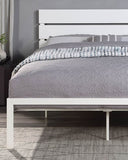 ZNTS Contemporary Queen Bed 1pc Casual Style White Metal Bed Bedroom Furniture B01167361