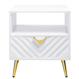 White High Gloss End Table with Shelf B062P189207