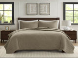 Queen 3 Piece Luxurious Oversized Quilt Set B035129004
