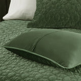 3 Piece Velvet Quilt Set Green King/Cal King B03597557