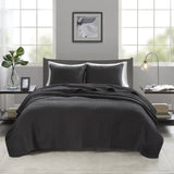 3 Piece Quilt Set Black King/Cal King B035129042