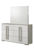 Olivia Contemporary Style Mirror Made with Wood in White. B009P241737