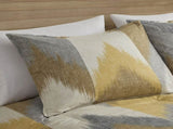 Full/Queen 3 Piece Comforter Mini Set B03596443